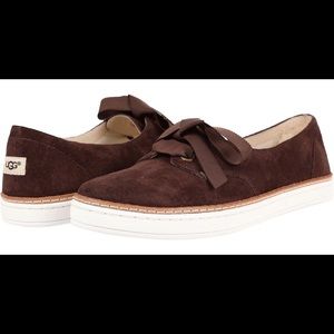 UGG Carilyn slip ons